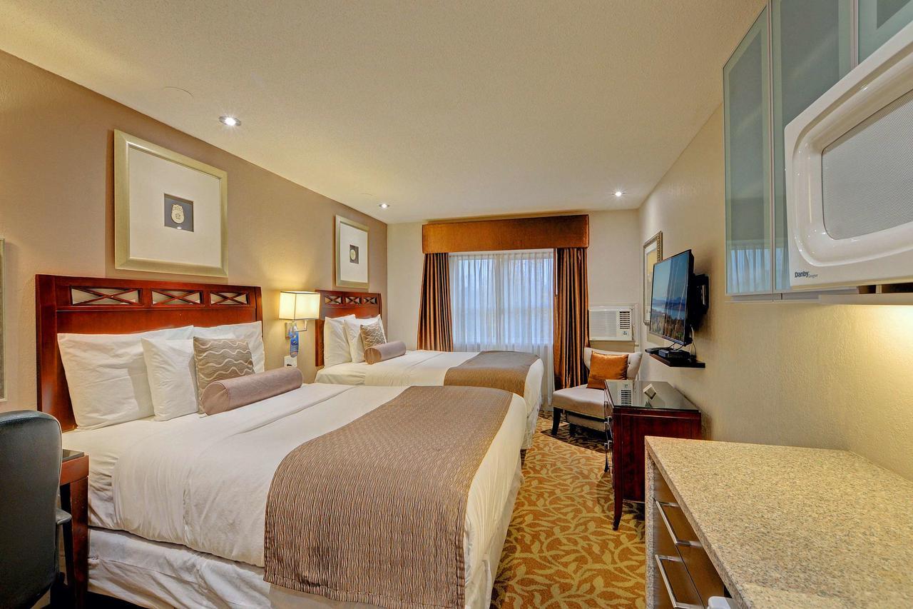 Red Lion Inn And Suites Victoria Saanich Zewnętrze zdjęcie